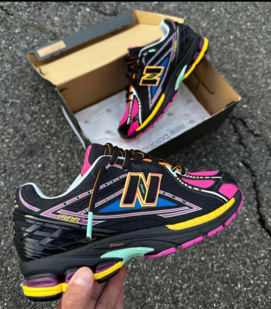 New Balance 1906R Neon Nights