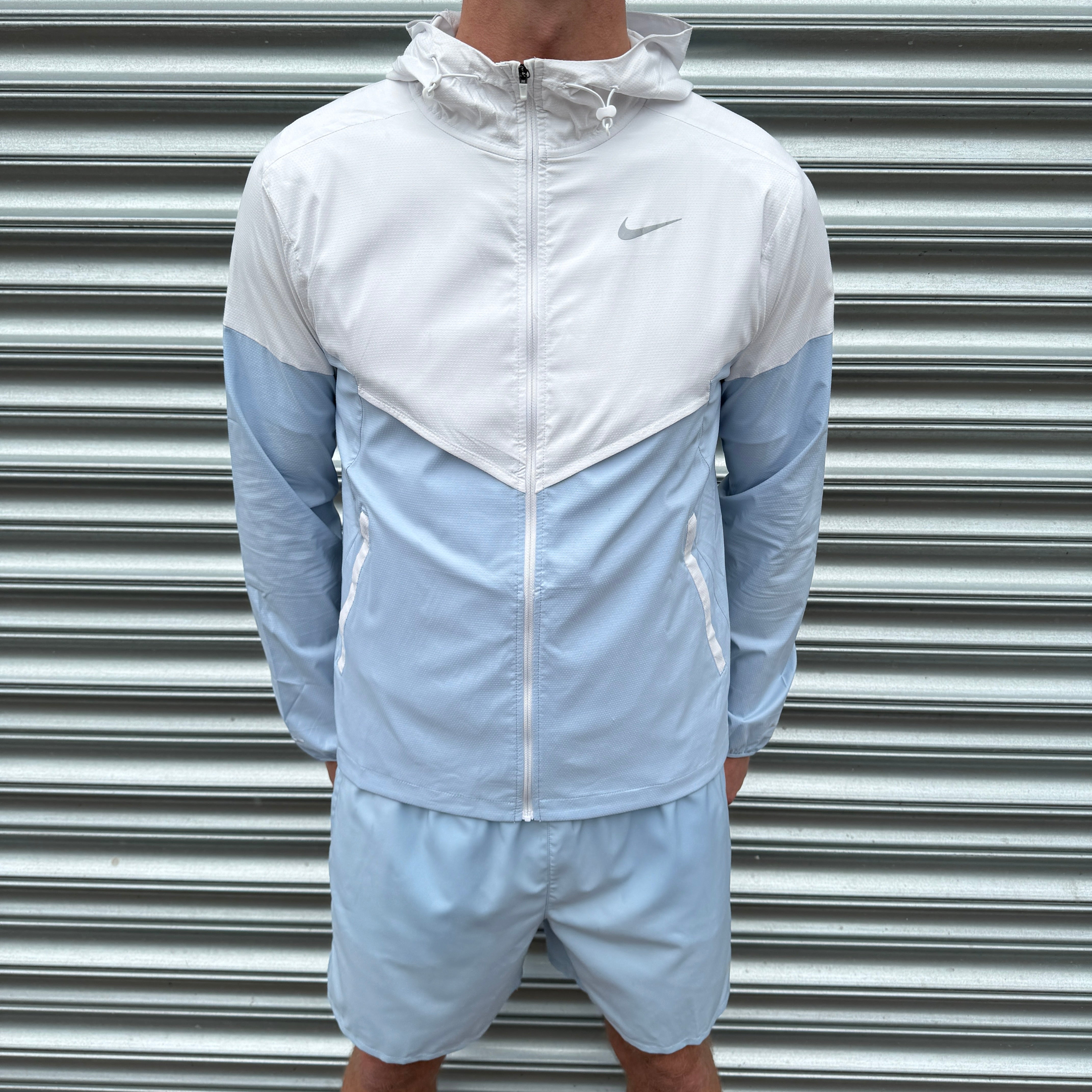 Nike Windrunner Jacket - Baby blue – Barello Clo