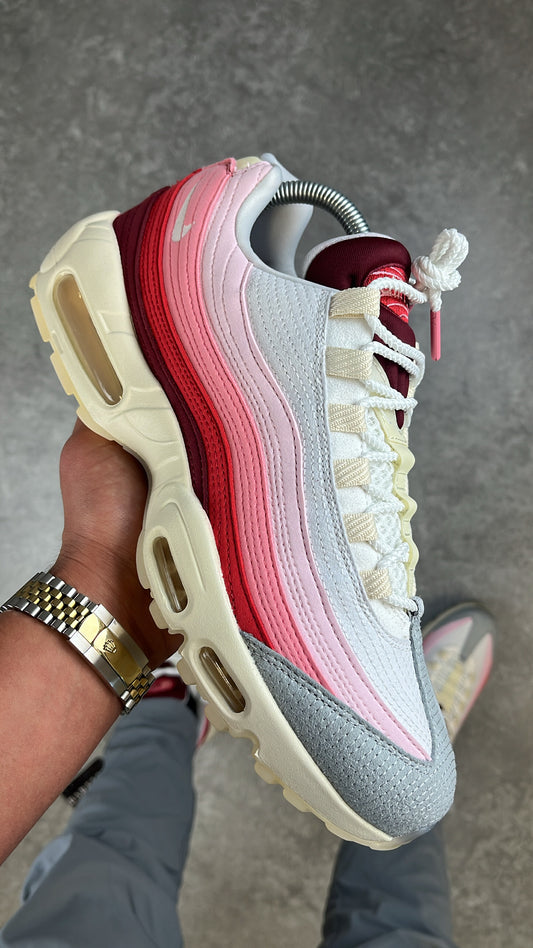 Nike AirMax 95 - Pink Gradient